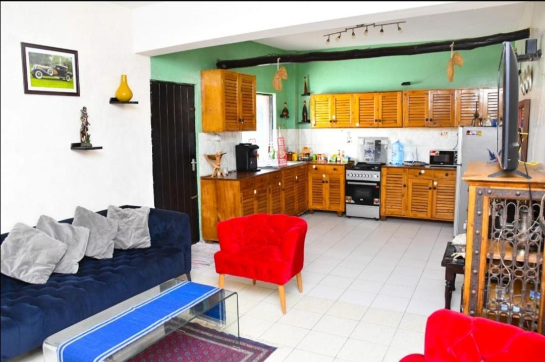 Mavericks Convenient Cozy Loft In Diani'S Cbd Ukunda Exterior foto