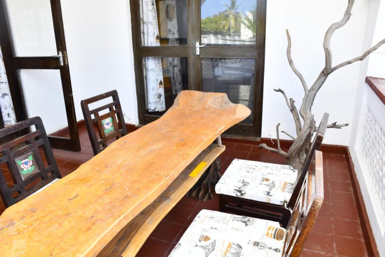 Mavericks Convenient Cozy Loft In Diani'S Cbd Ukunda Exterior foto