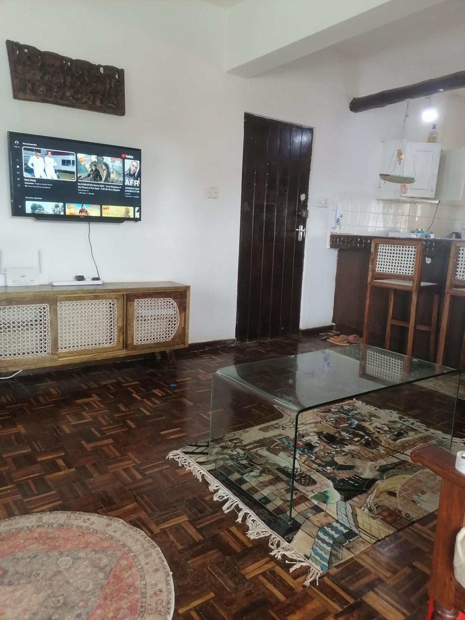 Mavericks Convenient Cozy Loft In Diani'S Cbd Ukunda Exterior foto